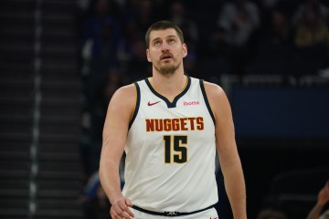 NBA在线观看-值！约基奇被吹犯规&amp;个人累计6犯 掘金挑战成功取消犯规拿到球权