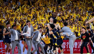 NBA直播-5月12日！京粤大战第三场，许利民需明确轮换，杜锋能否创造奇迹